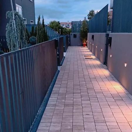 With Parking Space - 24316 Apartman