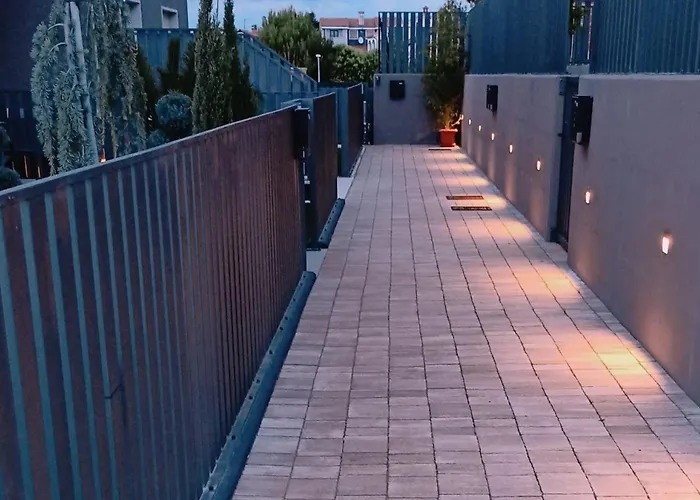 With Parking Space - 24316 Apartman